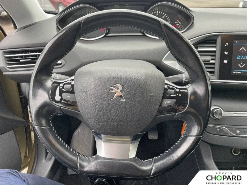 Image secondaire du véhicule 18