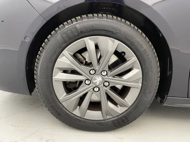 Image secondaire du véhicule 18