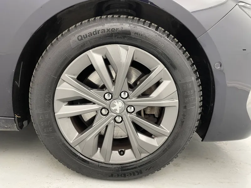 Image secondaire du véhicule 19