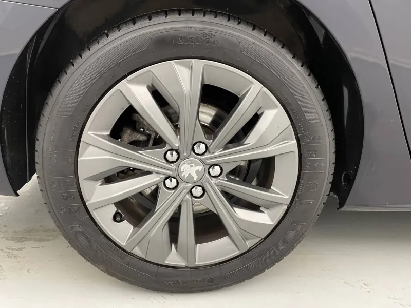 Image secondaire du véhicule 20