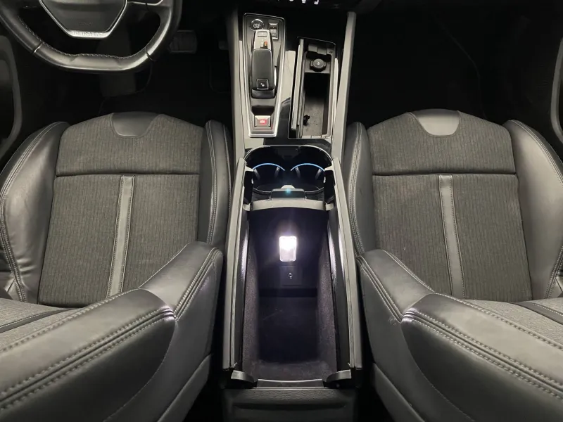 Image secondaire du véhicule 32