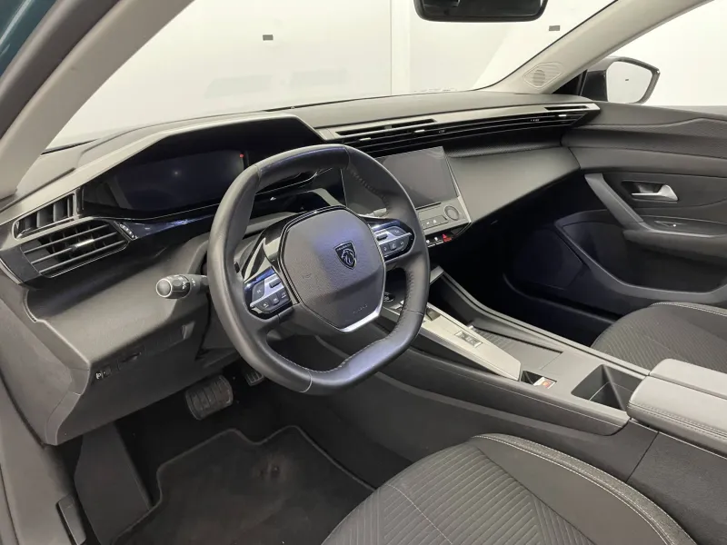 Image secondaire du véhicule 32