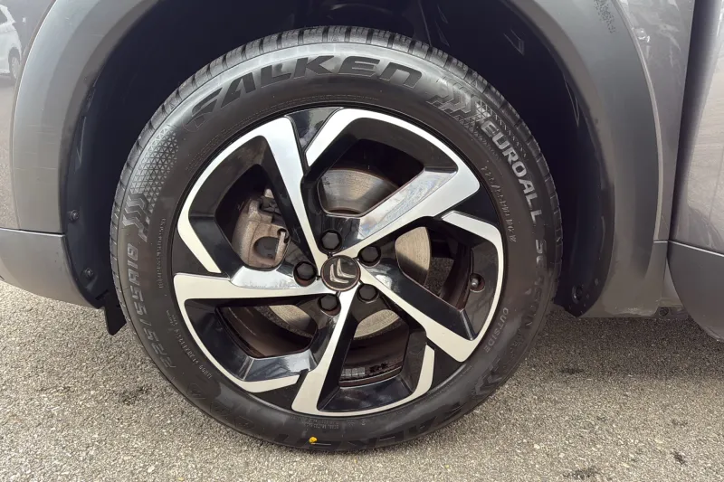 Image secondaire du véhicule 10