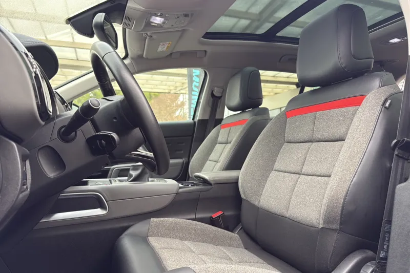 Image secondaire du véhicule 15