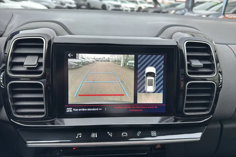 Image secondaire du véhicule 25