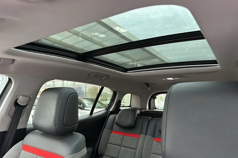 Image secondaire du véhicule 28