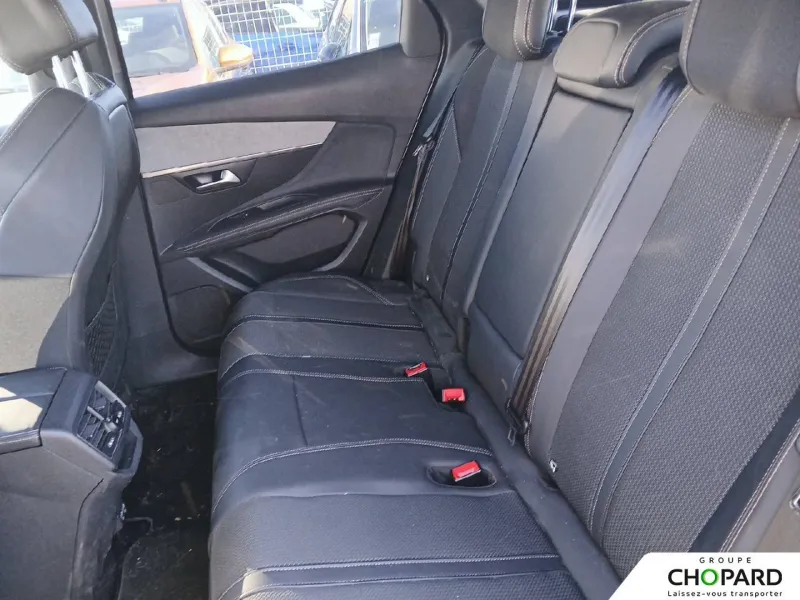 Image secondaire du véhicule 12