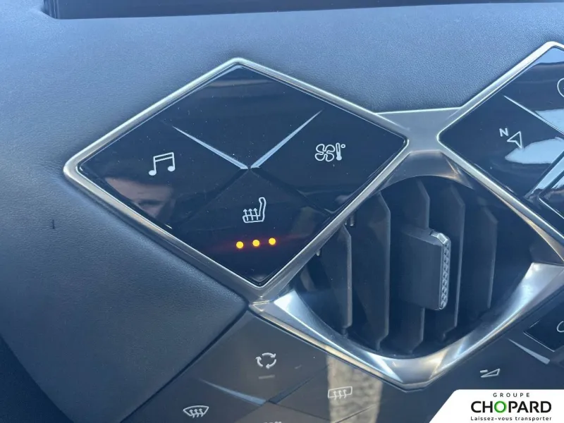 Image secondaire du véhicule 14