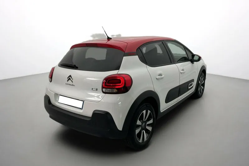 Image secondaire du véhicule 9