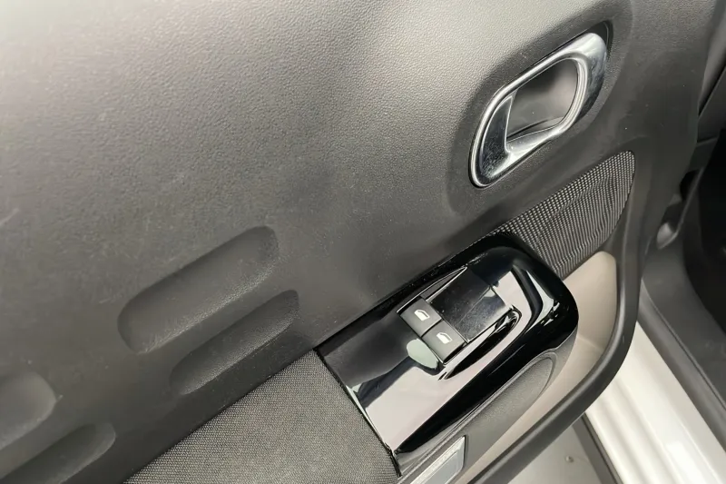 Image secondaire du véhicule 11