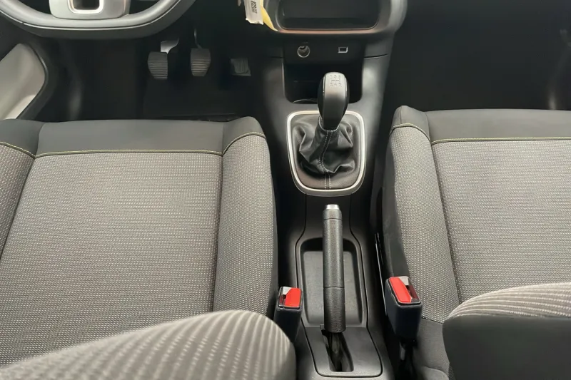 Image secondaire du véhicule 12