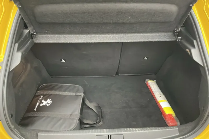 Image secondaire du véhicule 13