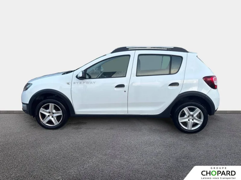 Image secondaire du véhicule 10