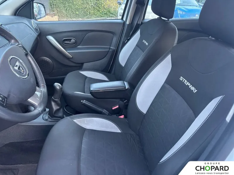 Image secondaire du véhicule 18