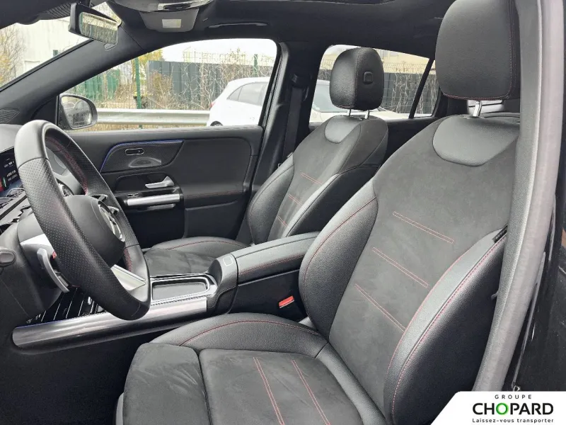 Image secondaire du véhicule 12