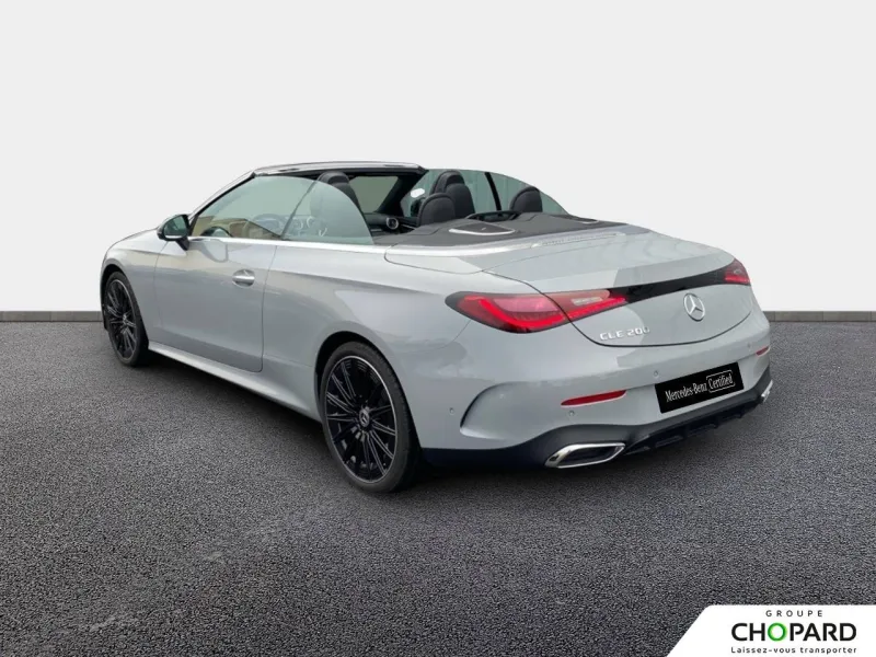 Image secondaire du véhicule 8