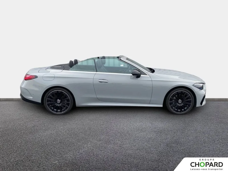 Image secondaire du véhicule 10