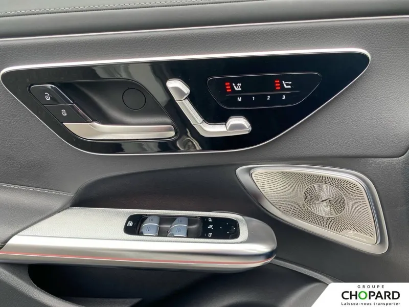 Image secondaire du véhicule 24