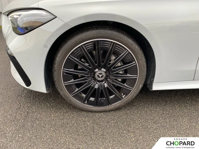 Image secondaire du véhicule 25