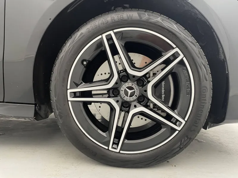 Image secondaire du véhicule 14