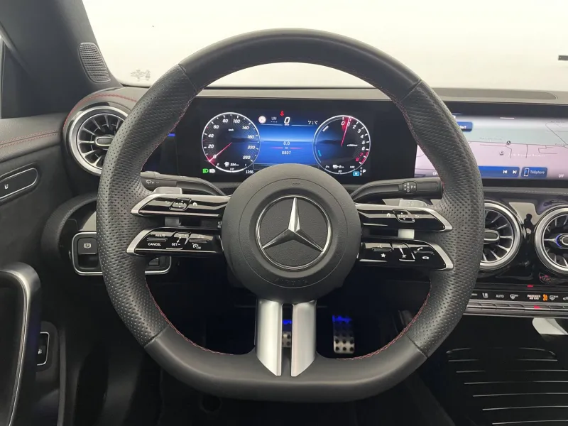 Image secondaire du véhicule 24