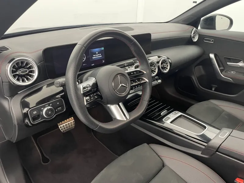 Image secondaire du véhicule 31