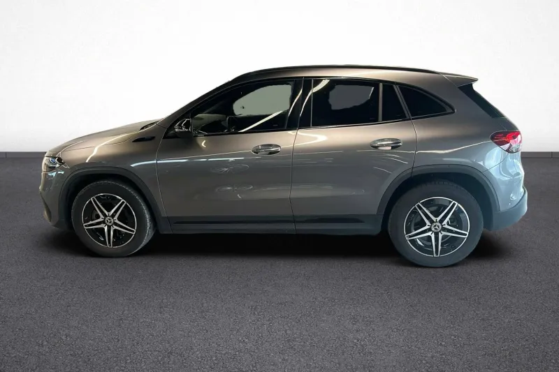 Image secondaire du véhicule 4