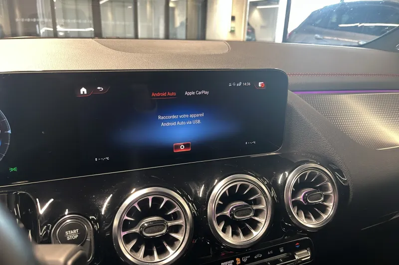 Image secondaire du véhicule 19