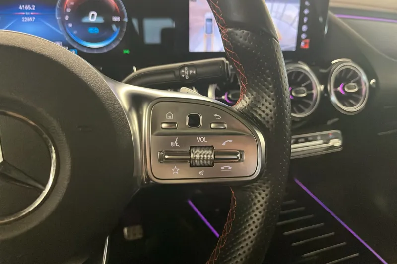 Image secondaire du véhicule 22