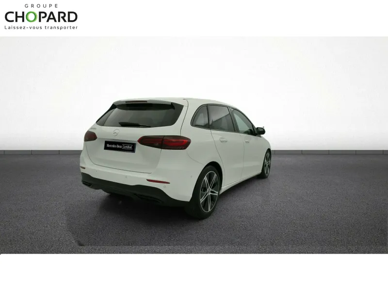 Image secondaire du véhicule 9