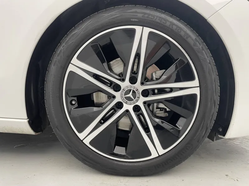 Image secondaire du véhicule 14