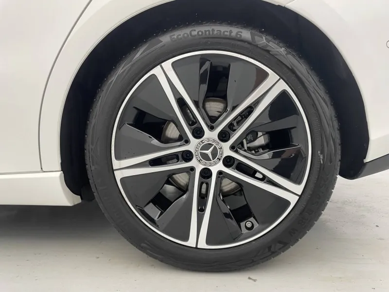 Image secondaire du véhicule 18