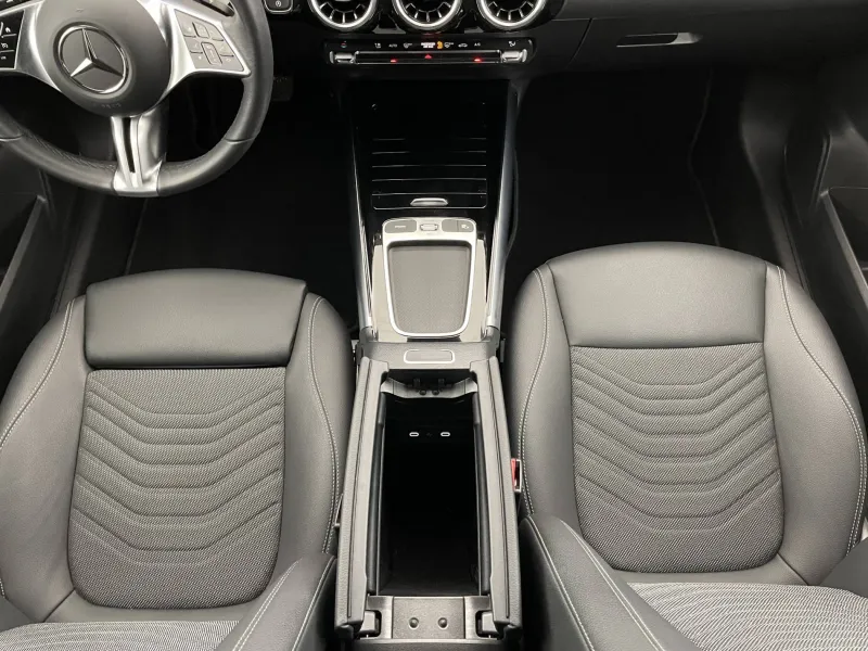 Image secondaire du véhicule 27