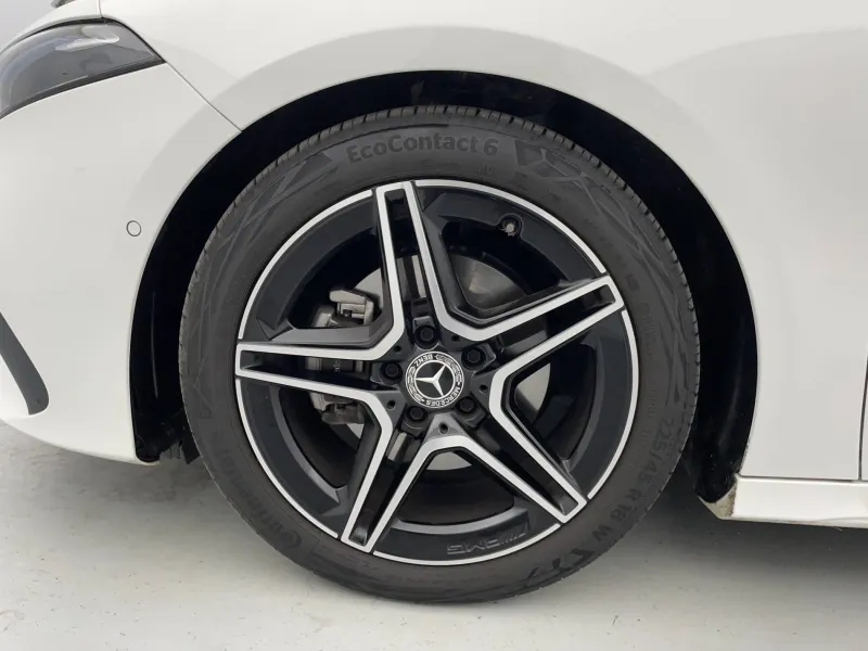 Image secondaire du véhicule 19