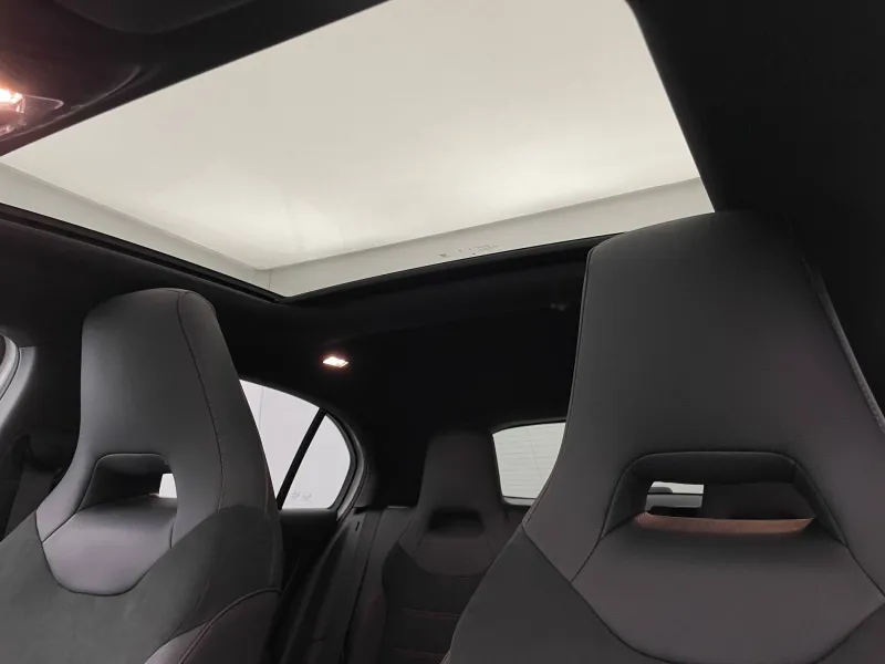 Image secondaire du véhicule 25