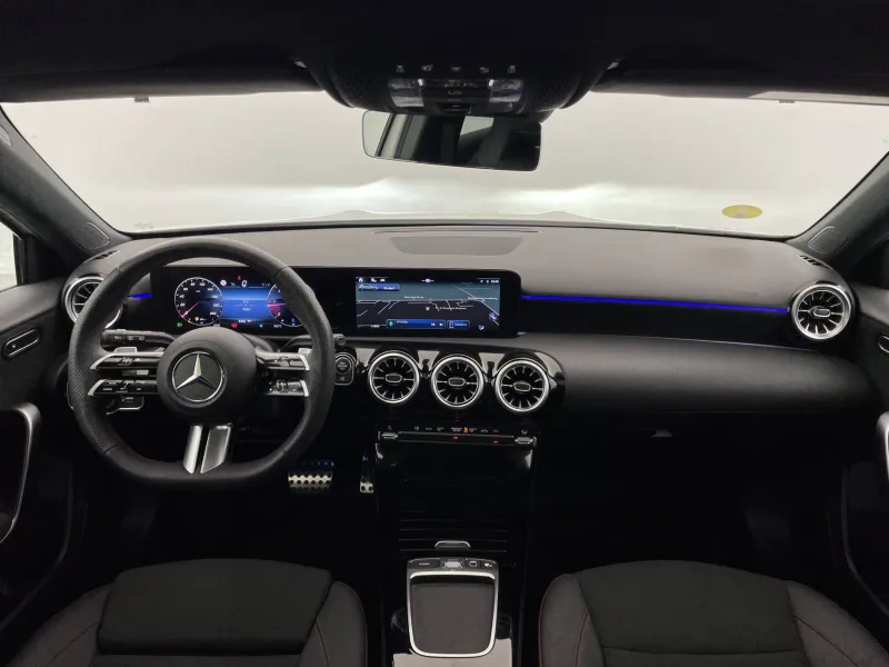 Image secondaire du véhicule 32