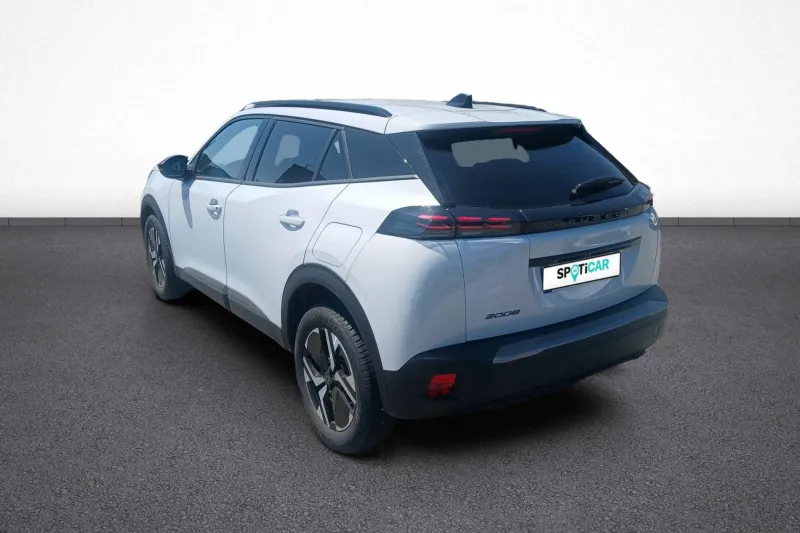 Image secondaire du véhicule 4