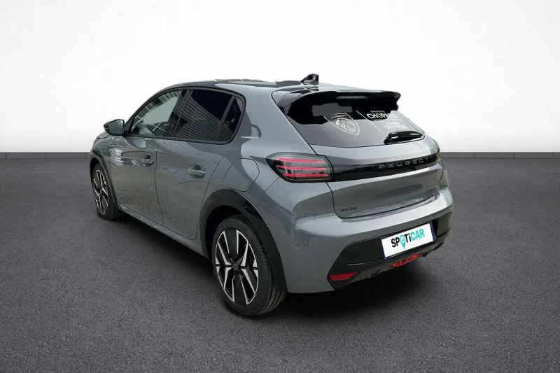 Image secondaire du véhicule 4