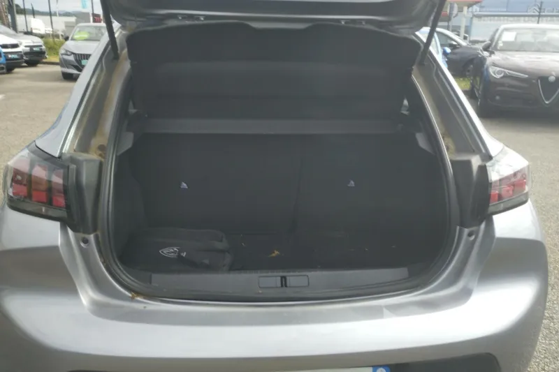 Image secondaire du véhicule 10