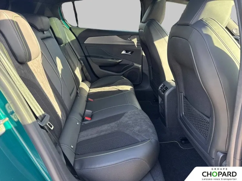 Image secondaire du véhicule 23