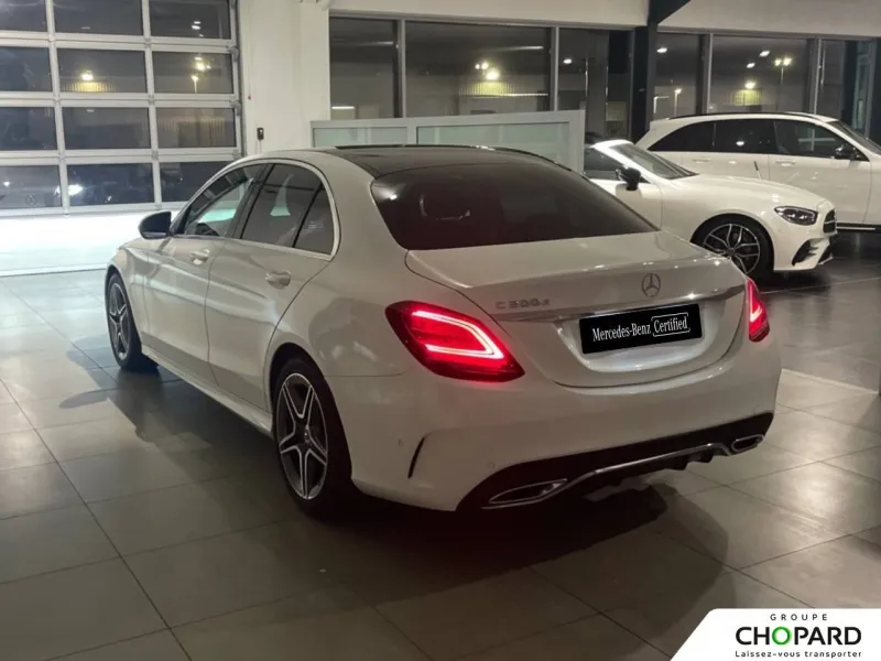 Image secondaire du véhicule 31