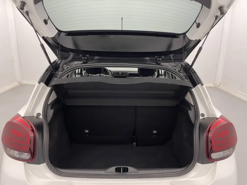 Image secondaire du véhicule 14