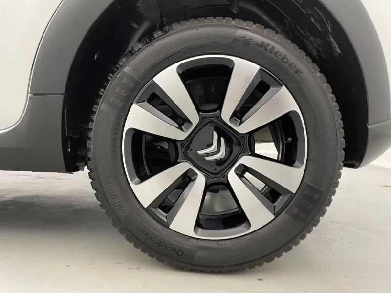 Image secondaire du véhicule 17