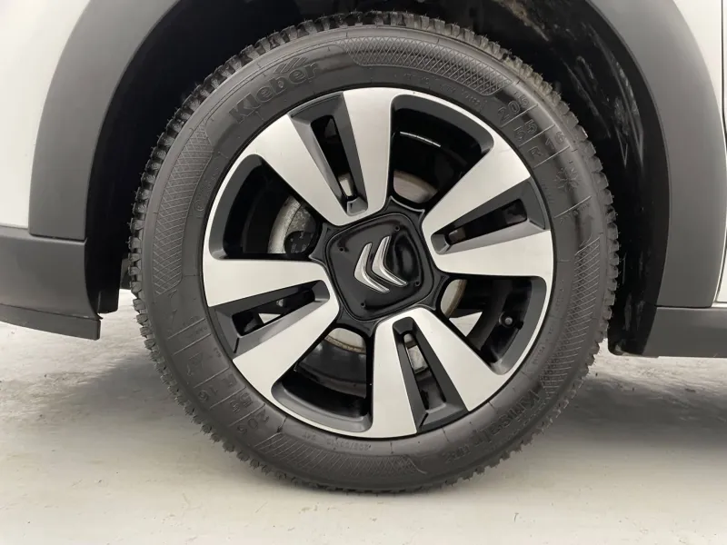 Image secondaire du véhicule 18