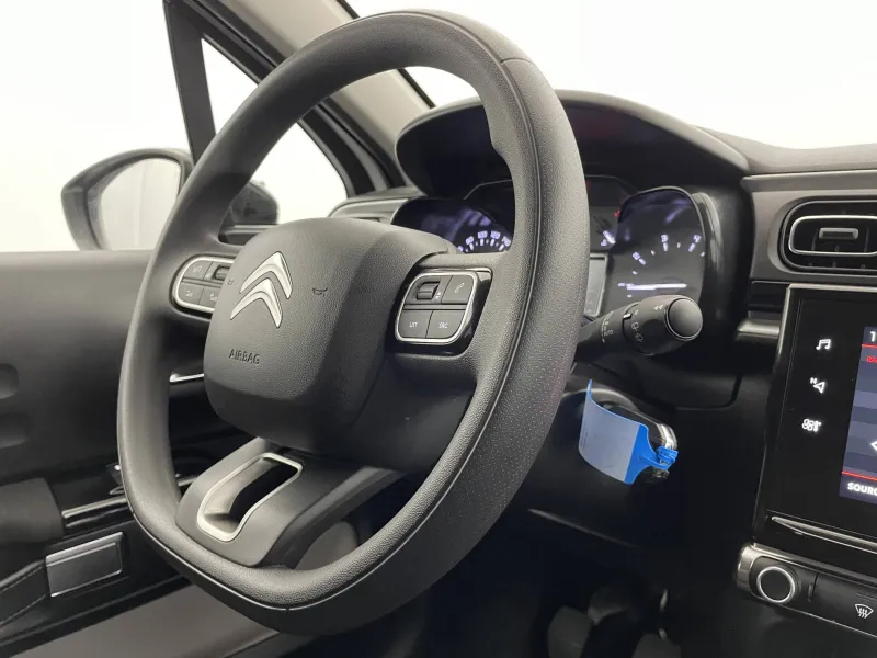 Image secondaire du véhicule 31