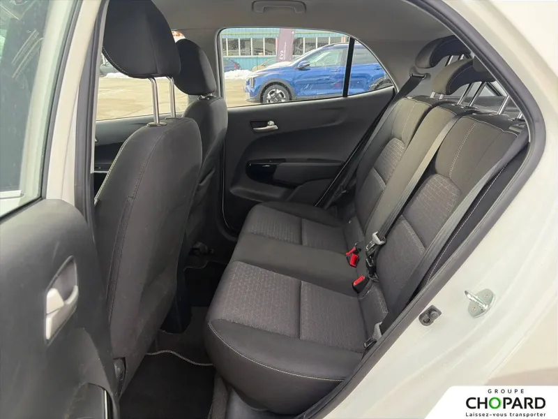 Image secondaire du véhicule 19