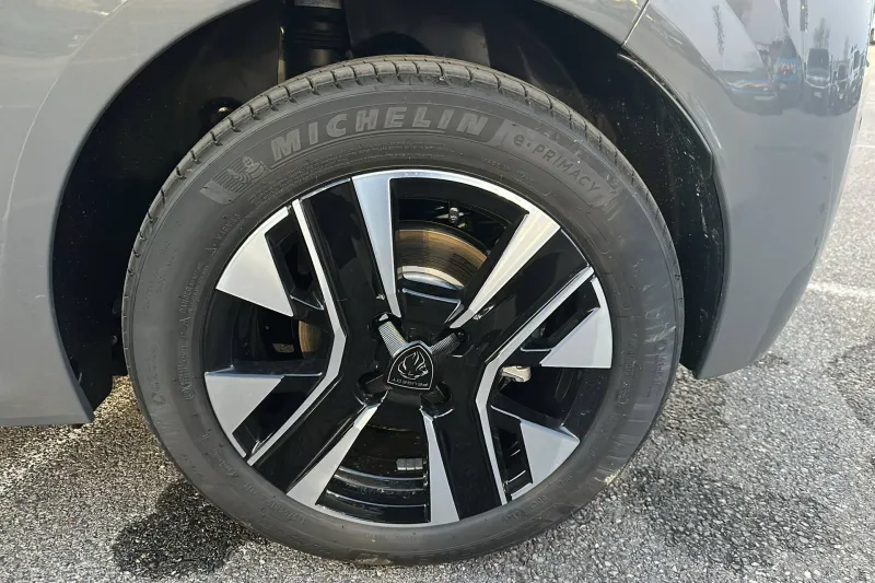 Image secondaire du véhicule 25