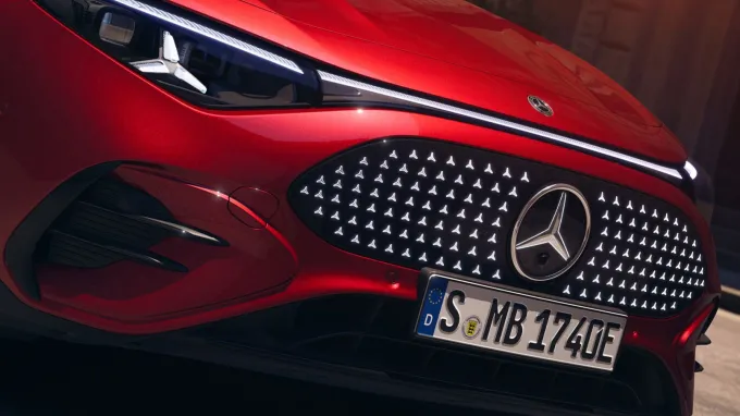 Nouveau Mercedes CLA : calandre version électrique