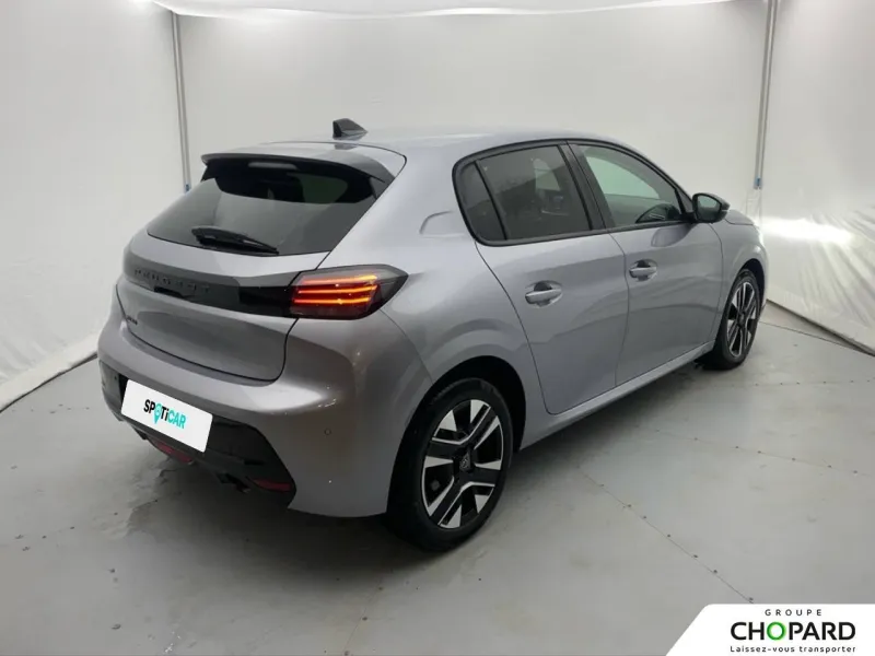 Image secondaire du véhicule 32