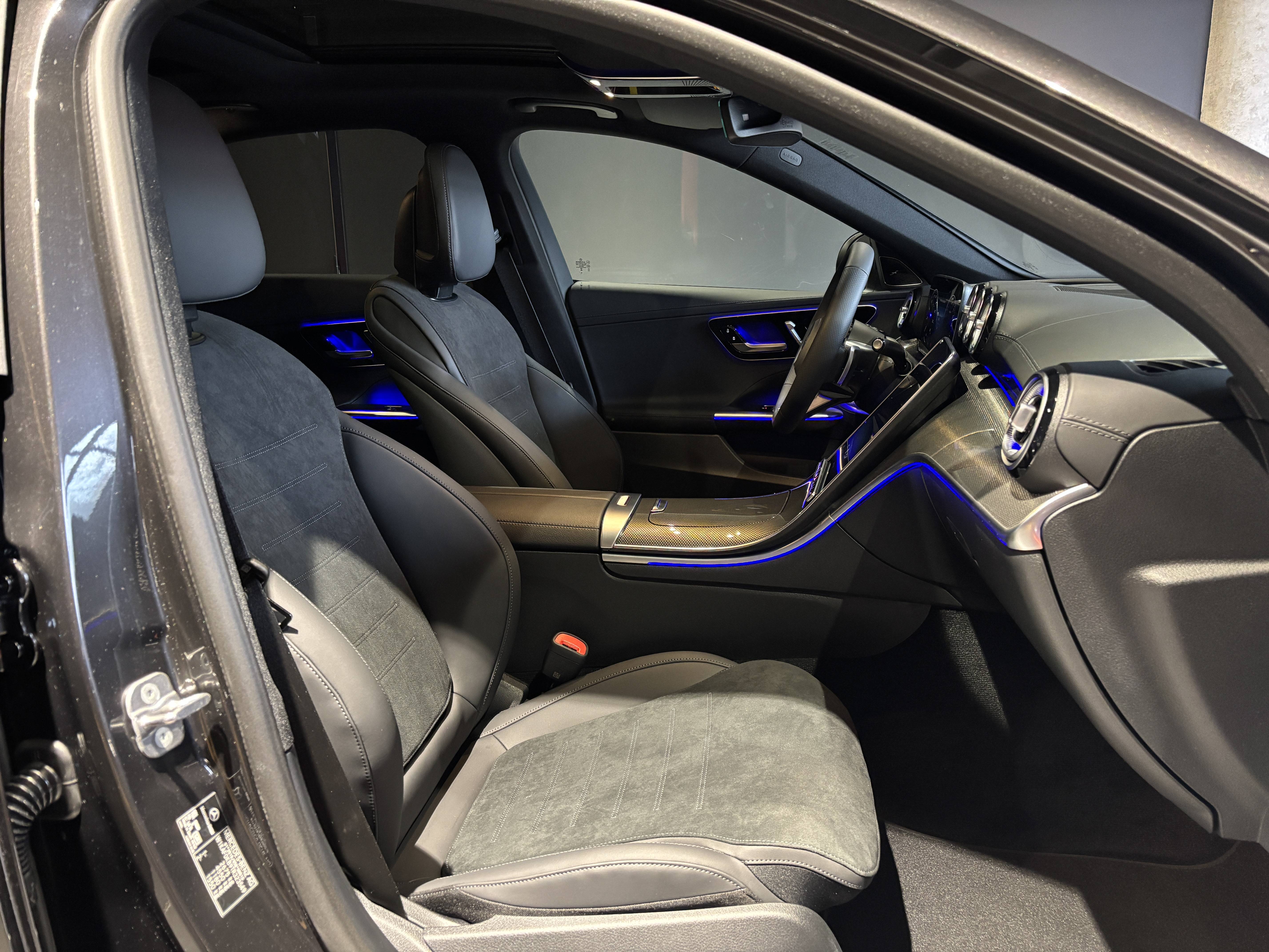 Image secondaire du véhicule 4